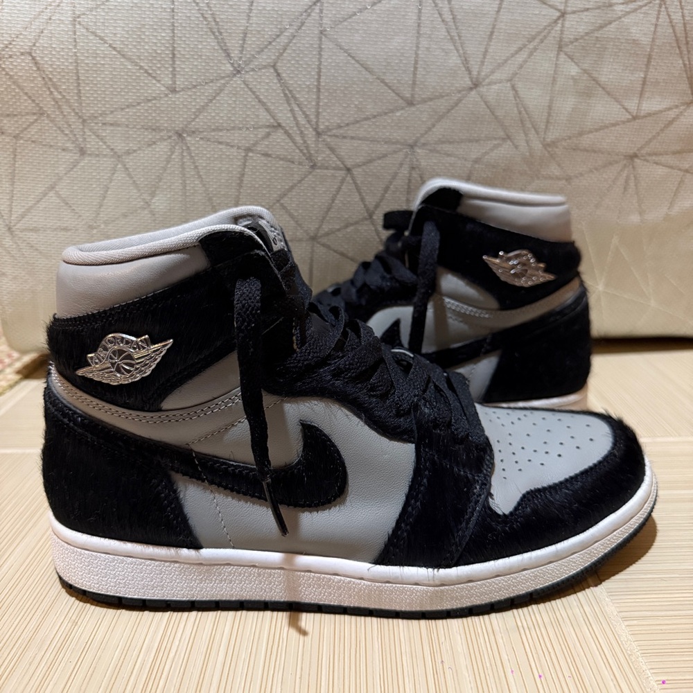 Nike Jordan 1s in Black and Light Gray